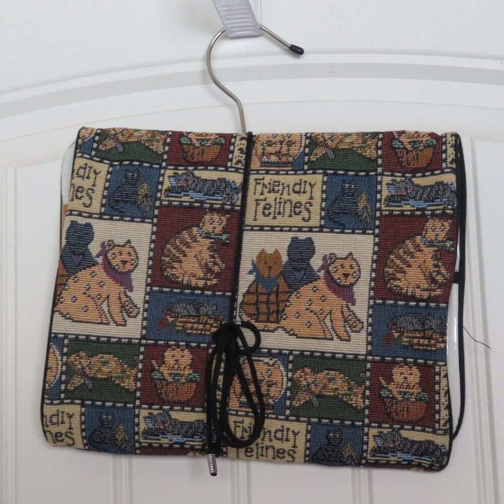 NWOT totes Friendly Felines Jewellery Makeup Organizer (F65)